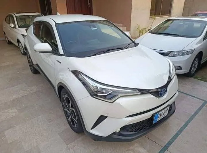 Toyota C-HR 2017 for Sale in Faisalabad Image-1