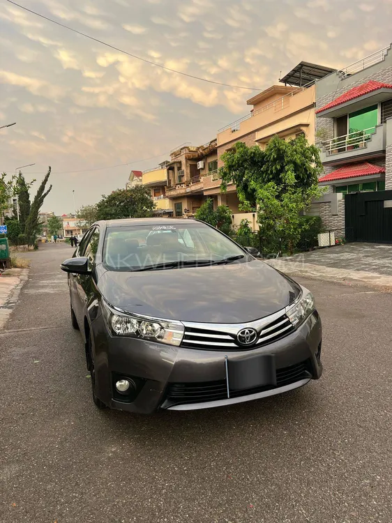 Toyota Corolla 2017 for Sale in Islamabad Image-1
