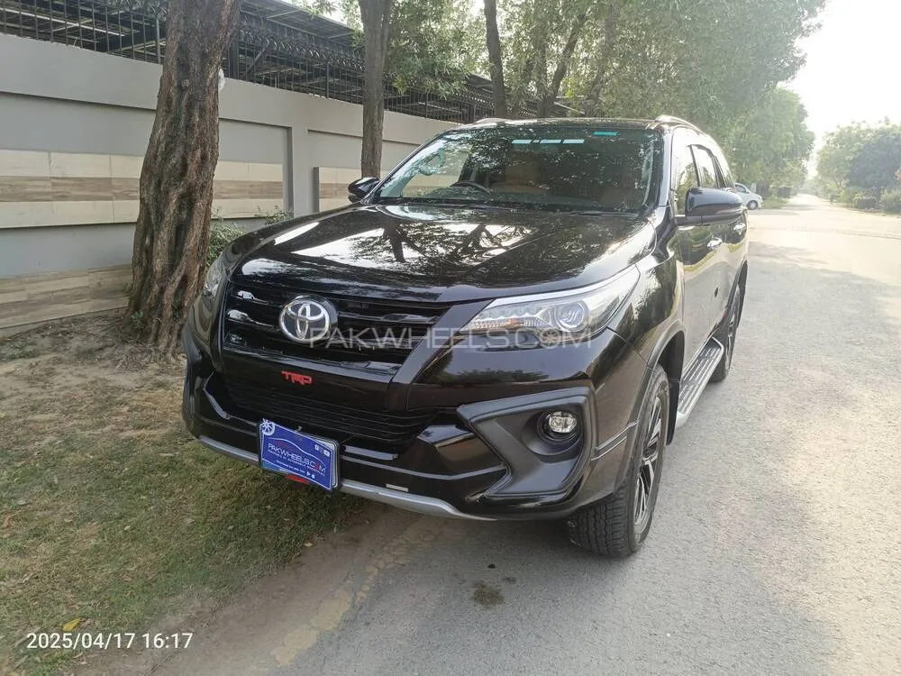 Toyota Fortuner 2021 for Sale in Lahore Toyota Fortuner 2021 for Sale in Lahore Image-3