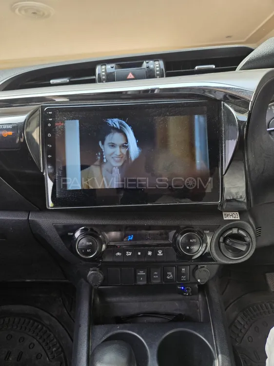 Toyota Hilux 2022 for Sale in Bahawalpur Toyota Hilux 2022 for Sale in Bahawalpur Image-2