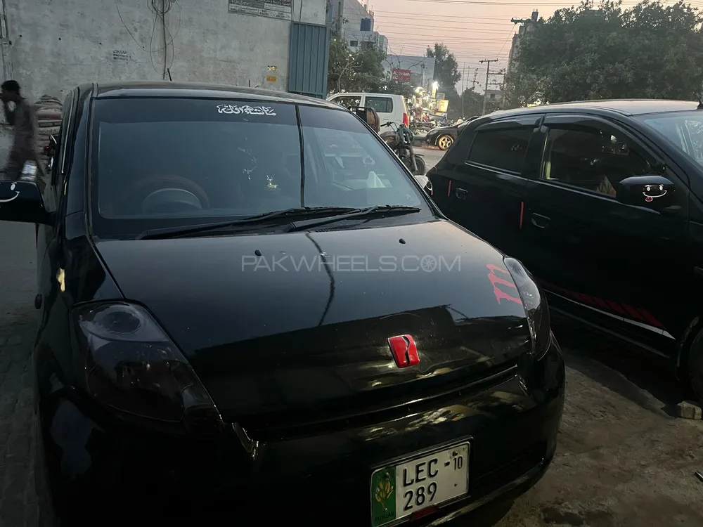 Toyota Passo 2005 for Sale in Lahore Image-1