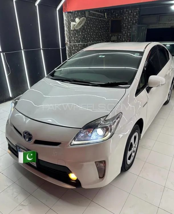 Toyota Prius 2013 for Sale in Rawalpindi Image-1