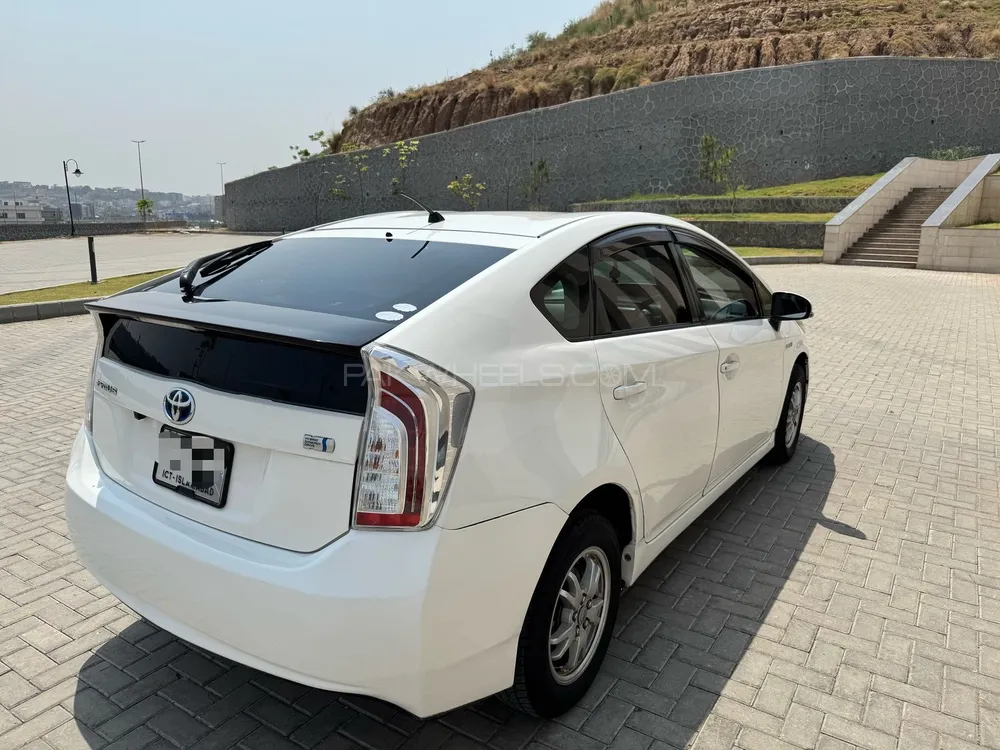 Toyota Prius 2012 for Sale in Rawalpindi Image-1