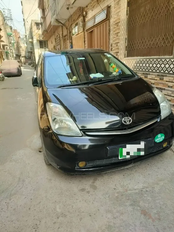 Toyota Prius 2007 for Sale in Lahore Image-1