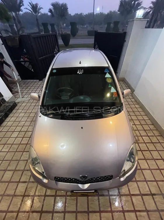 Toyota Vitz 2002 for Sale in Lahore Image-1