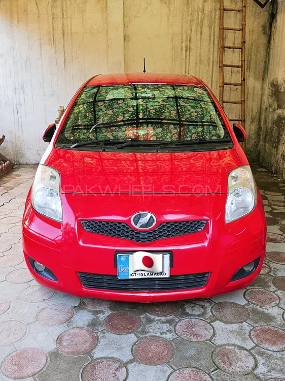 Toyota Vitz 2009 for Sale in Swabi Image-1