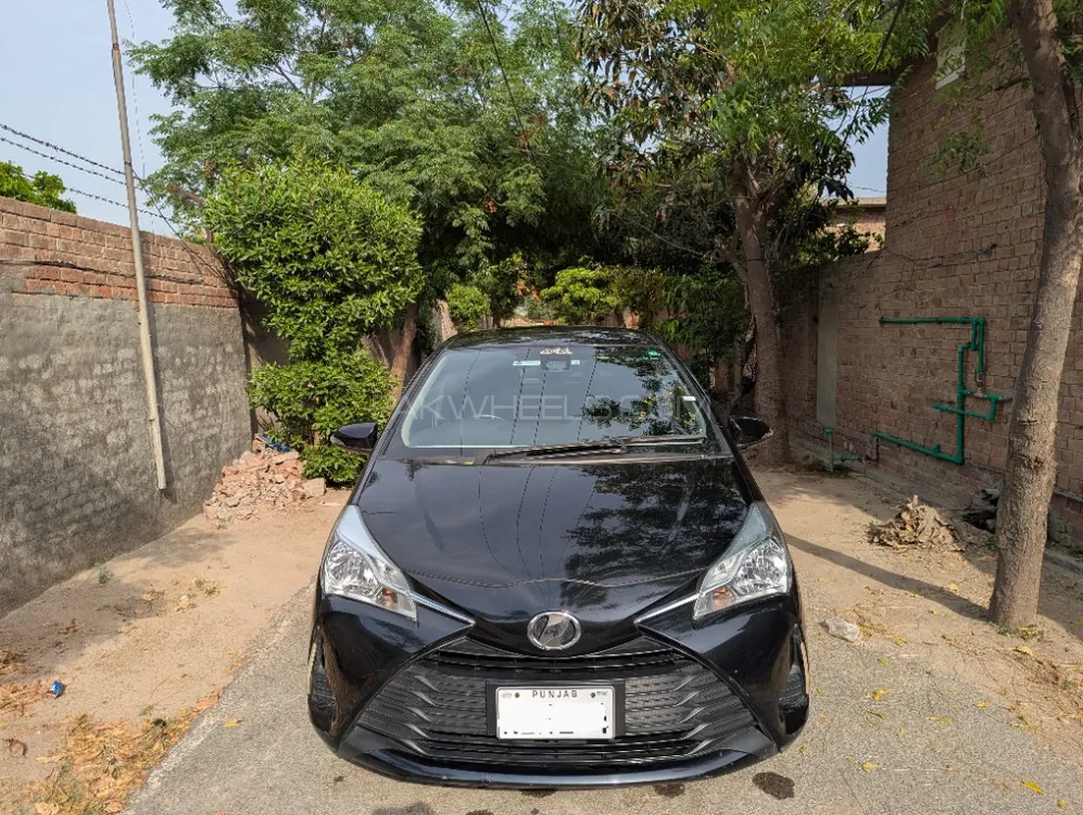 Toyota Vitz 2018 for Sale in Faisalabad Image-1
