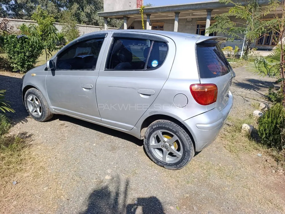 ٹویوٹا ویٹز 2004 for Sale in پشاور Image-1