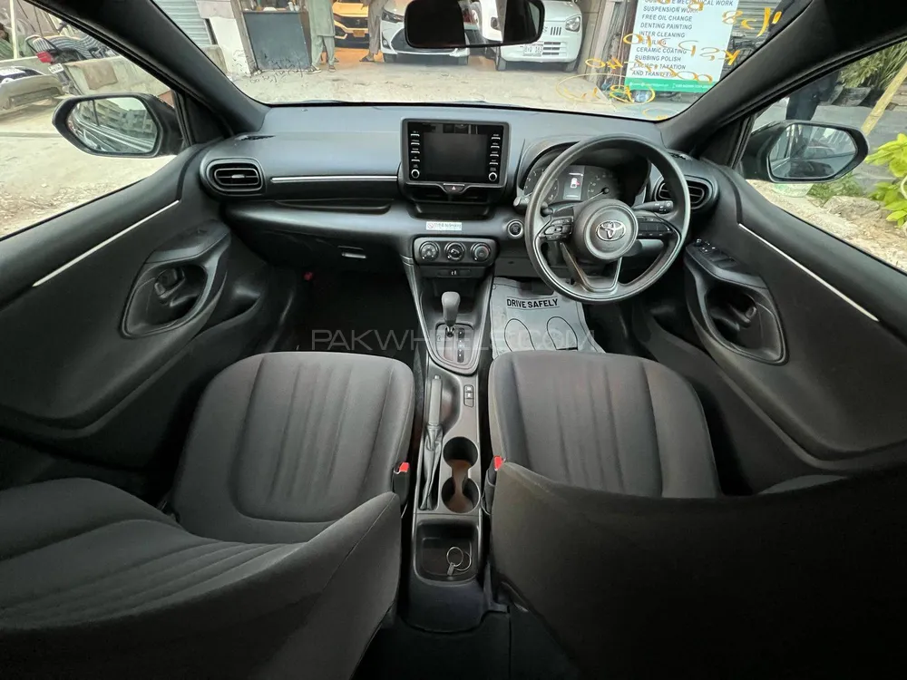 ٹویوٹا یارس ہیچ بیک 2022 for Sale in کراچی ٹویوٹا یارس ہیچ بیک 2022 for Sale in کراچی Image-10