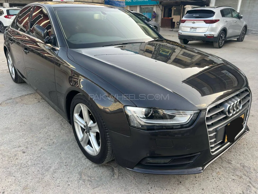آوڈی اے 4 2015 for Sale in کراچی Image-1