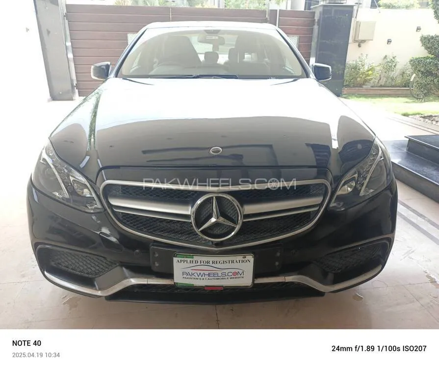 Mercedes Benz E Class 2010 for Sale in Lahore Image-1