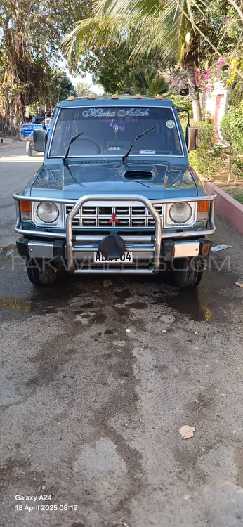 Mitsubishi Pajero 1988 for Sale in Karachi Image-1