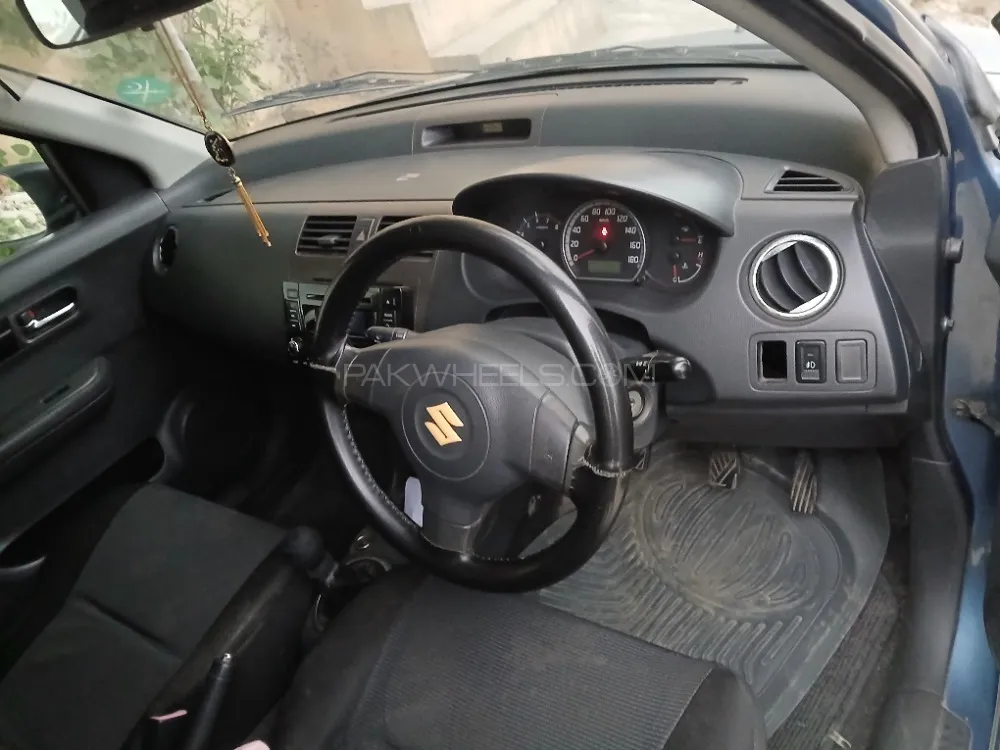 Suzuki Swift 2010 for Sale in Haripur Image-1