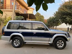 Mitsubishi Pajero Exceed 3.5 1992 for Sale