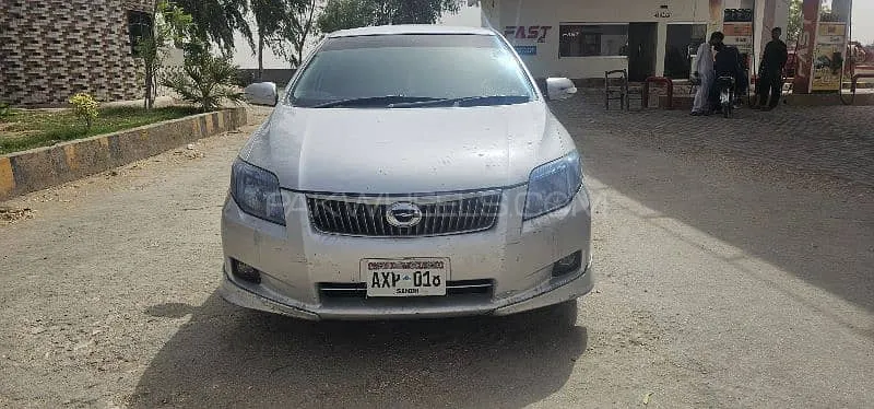 Toyota Corolla Axio 2012 for Sale in Larkana Image-1