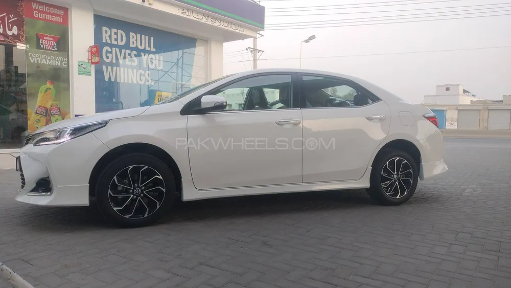 Toyota Corolla 2023 for Sale in D.G.Khan Image-1