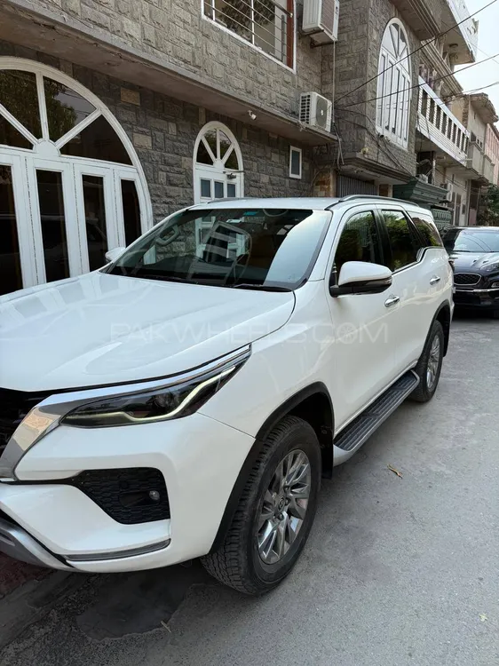 Toyota Fortuner 2021 for Sale in Faisalabad Toyota Fortuner 2021 for Sale in Faisalabad Image-6