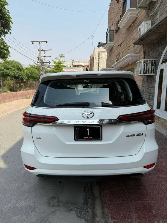 Toyota Fortuner 2021 for Sale in Faisalabad Toyota Fortuner 2021 for Sale in Faisalabad Image-11