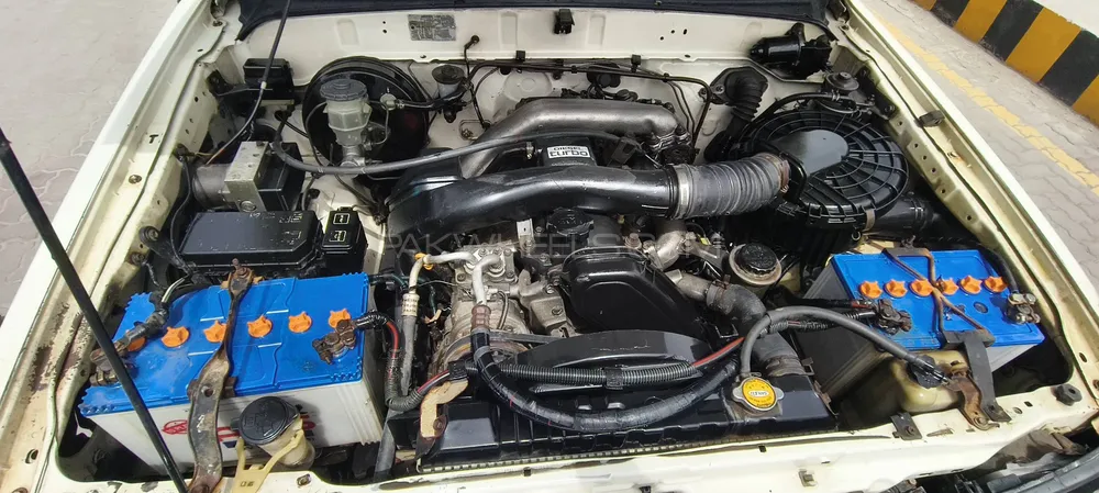 Toyota Hilux 1998 for Sale in Faisalabad Image-1