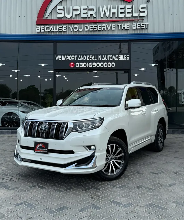 Toyota Prado 2020 for Sale in Lahore Image-1