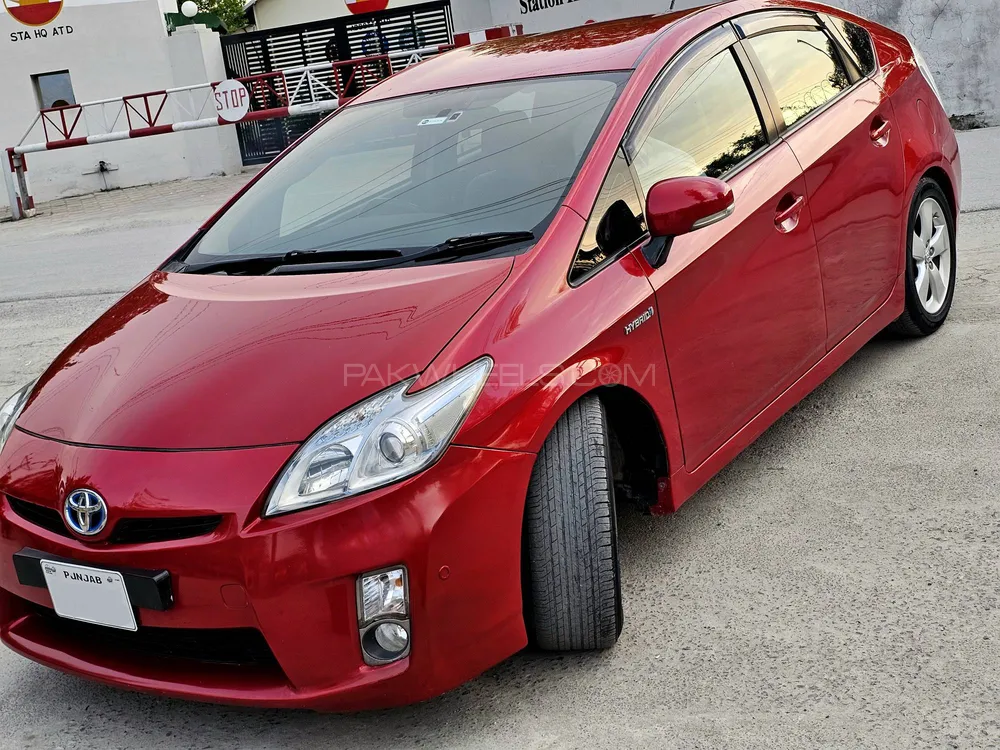 Toyota Prius 2010 for Sale in Islamabad Image-1