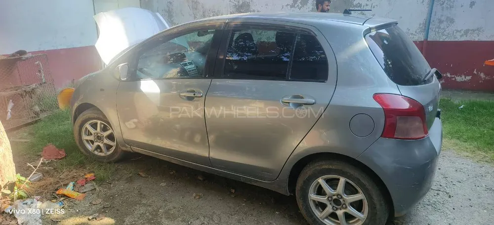 Toyota Vitz 2007 for Sale in Wah cantt Image-1