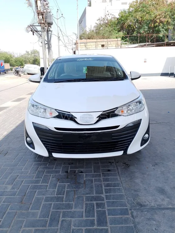 Toyota Yaris Sedan 2021 for Sale in Karachi Image-1