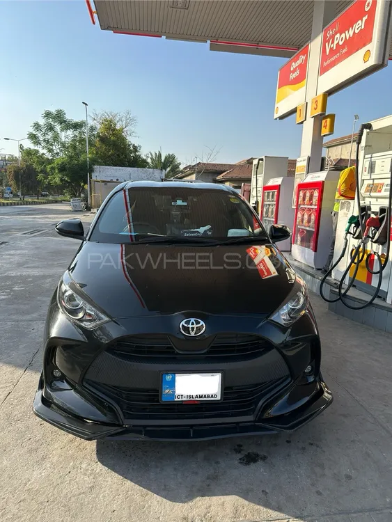 Toyota Yaris Hatchback 2021 for Sale in Islamabad Image-1