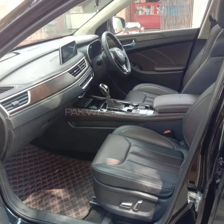 DFSK Glory 580 2022 for Sale in Lahore DFSK Glory 580 2022 for Sale in Lahore Image-7