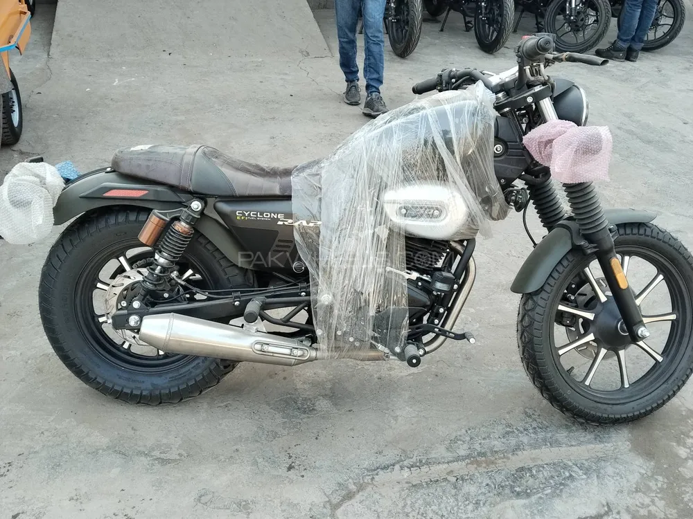 ہائی اسپیڈ Cyclone 250 2025 for Sale Image-1