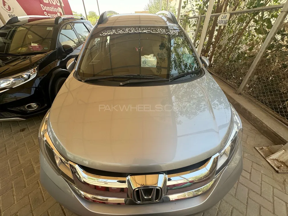 Honda BR-V 2018 for Sale in Hyderabad Image-1