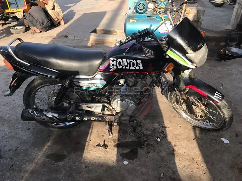 Honda CG 125 Deluxe 2012 for Sale Image-1