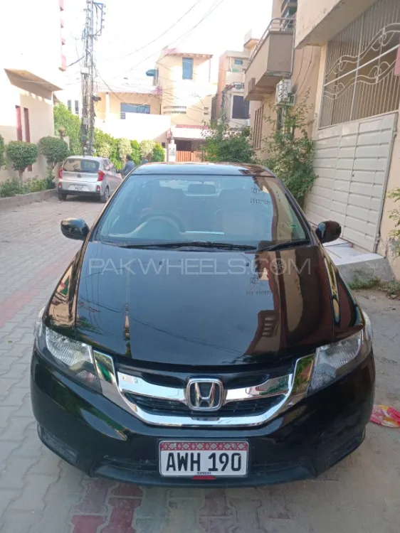 Honda City 2011 for Sale in Lahore Image-1