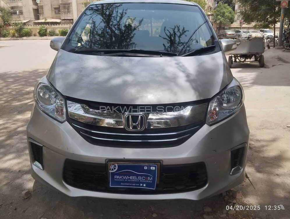 ہونڈا فریڈ 2015 for Sale in کراچی Image-1