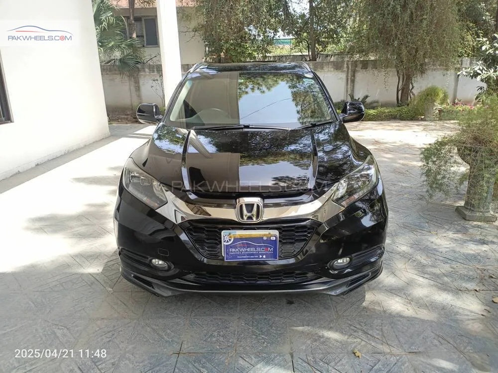 Honda Vezel 2014 for Sale in Rawalpindi Image-1