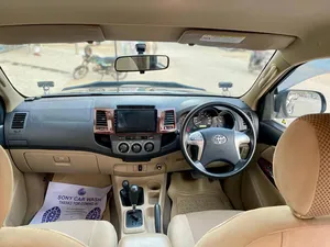 Toyota Hilux Vigo Champ GX 2014 for Sale