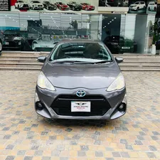 Toyota Aqua S 2015 for Sale