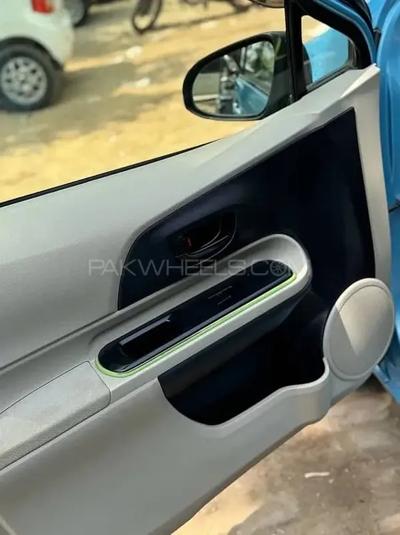 ٹویوٹا اکوا 2012 for Sale in گجرات Image-1