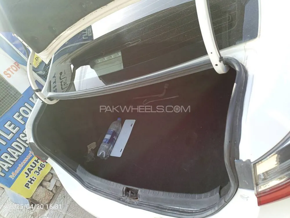 Toyota Corolla 2019 for Sale in Karachi Toyota Corolla 2019 for Sale in Karachi Image-8