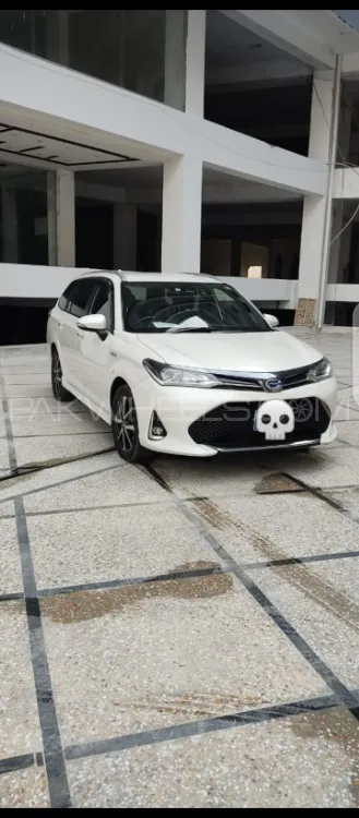 Toyota Corolla Fielder 2018 for Sale in Peshawar Image-1