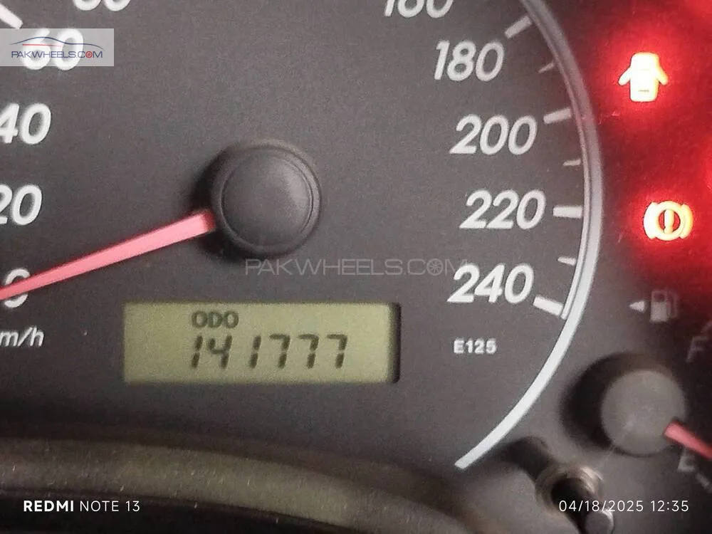 ٹویوٹا کرولا 2011 for Sale in لاہور ٹویوٹا کرولا 2011 for Sale in لاہور Image-4