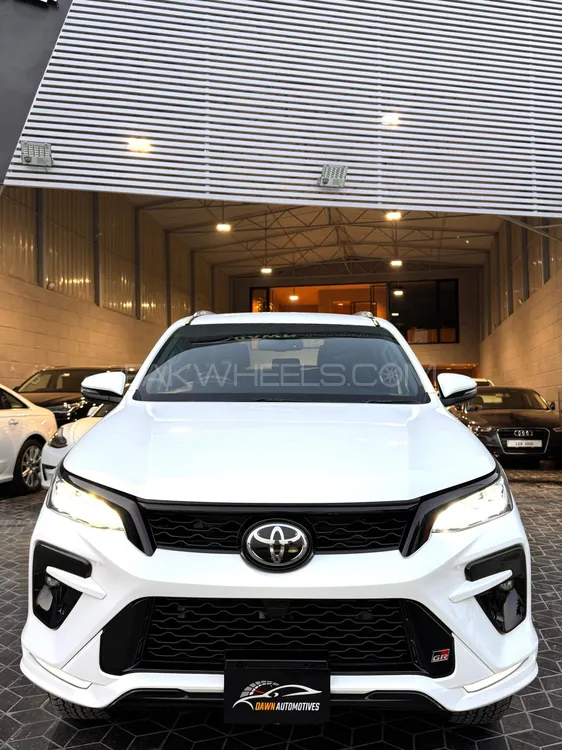 Toyota Fortuner 2023 for Sale in Lahore Image-1