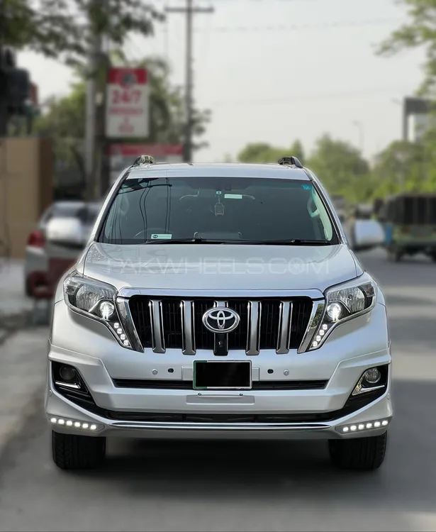 Toyota Prado 2010 for Sale in Lahore Image-1