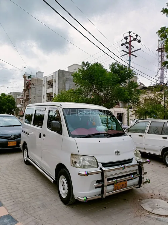 Toyota Town Ace 2010 for Sale in Karachi Image-1