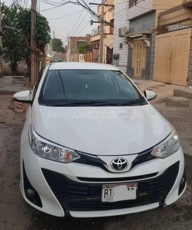 Toyota Yaris Sedan 2021 for Sale in Toba Tek Singh Image-1