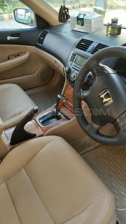 Honda Accord 2005 for Sale in Islamabad Image-1