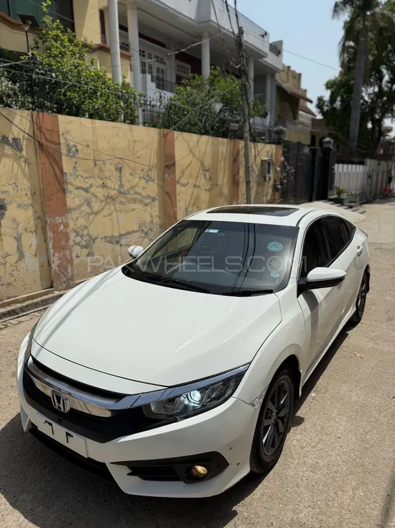 Honda Civic 2017 for Sale in Sialkot Image-1