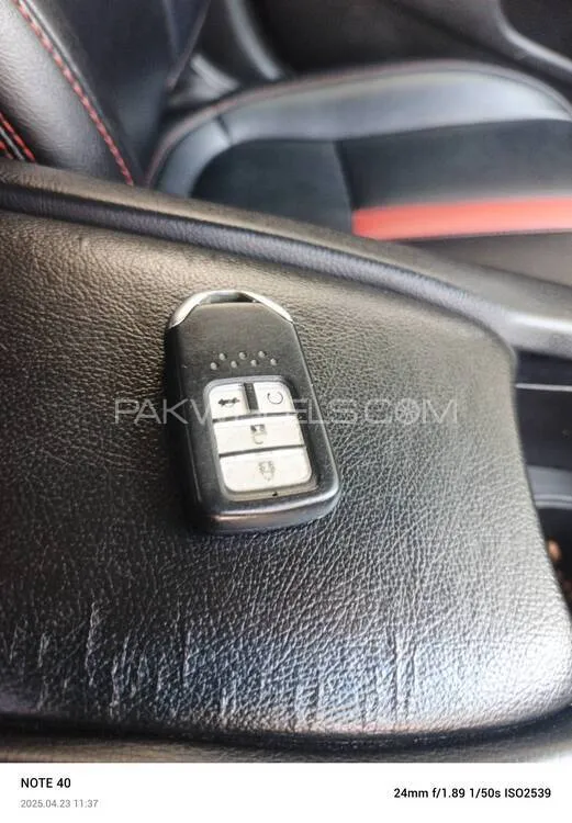 Honda Civic 2016 for Sale in Lahore Honda Civic 2016 for Sale in Lahore Image-10
