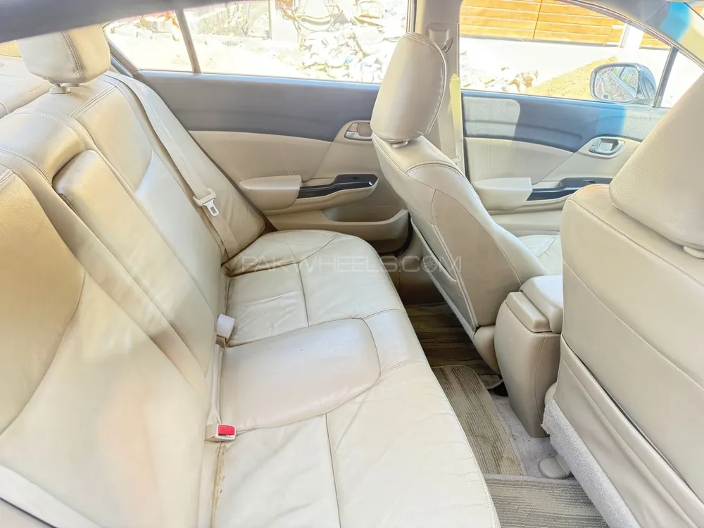 Honda Civic 2015 for Sale in Karachi Honda Civic 2015 for Sale in Karachi Image-4