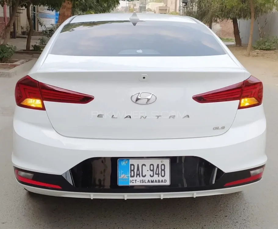 Hyundai Elantra 2022 for Sale in Lahore Image-1